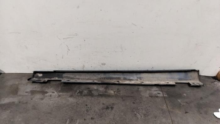 Sill, right Mercedes E-Klasse