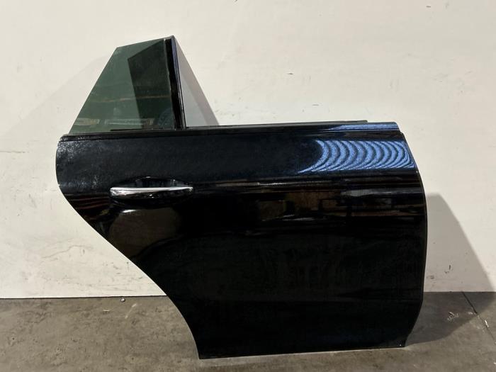 Tür 4-türig links hinten Mercedes CLA