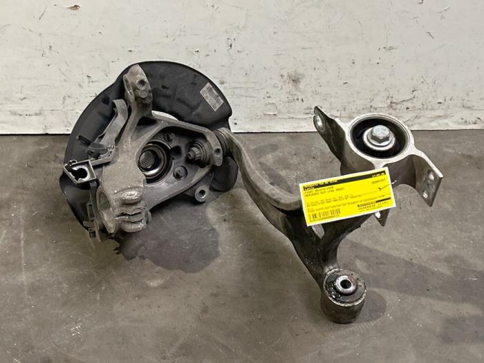 Knuckle, front right Mercedes CLA