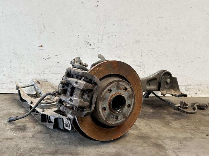 Achsschenkel rechts hinten Mercedes CLA