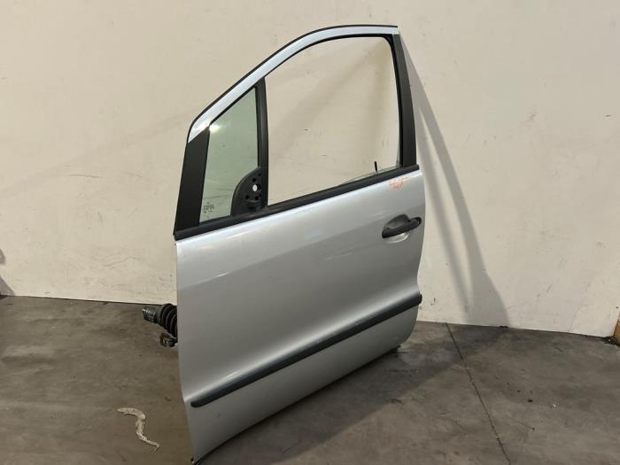 Portier 4Deurs links-voor Mercedes A-Klasse