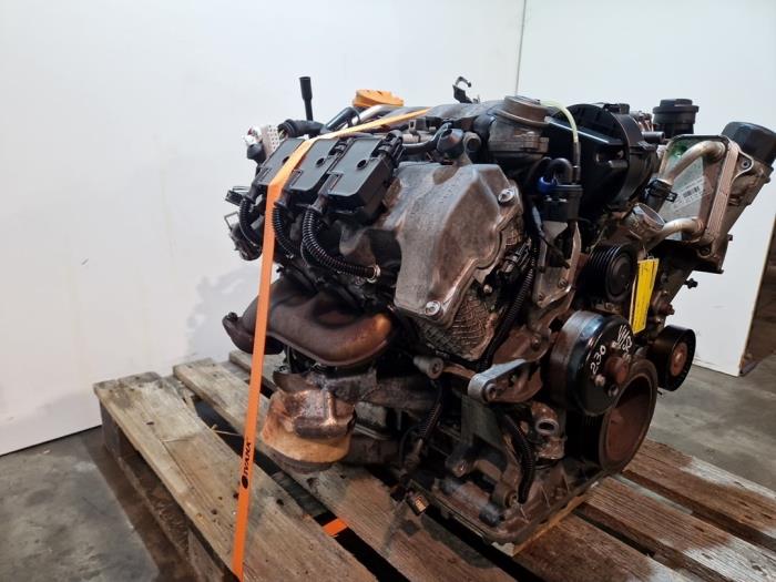 Motor Mercedes SL