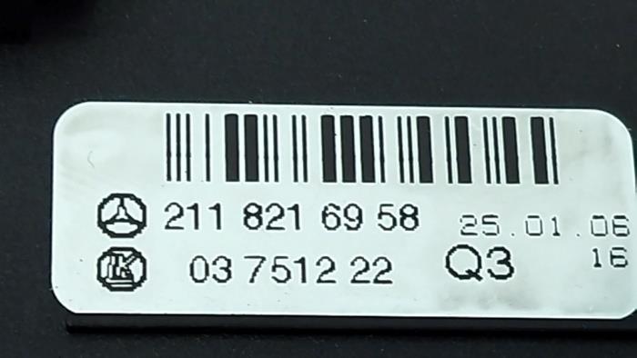 Pokrywa dzwigni zmiany biegów Mercedes E-Klasse