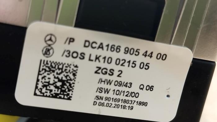 Interruptor combinado de ventanillas Mercedes CLA