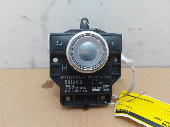 Sterowanie komputera pokladowego Mercedes E-Klasse