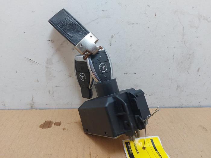 Elektroniczna stacyjka Mercedes B-Klasse