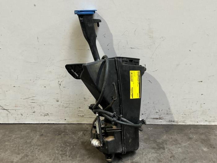 Ruitensproeiertank voor Mercedes C-Klasse