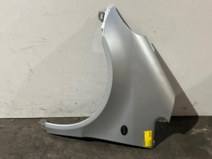 Ekran lewy przód Mercedes A-Klasse