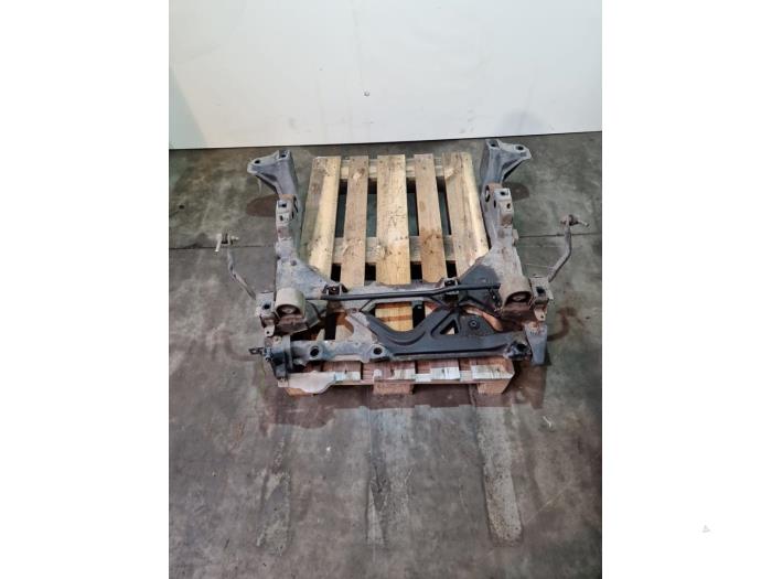 Rama pomocnicza Mercedes A-Klasse