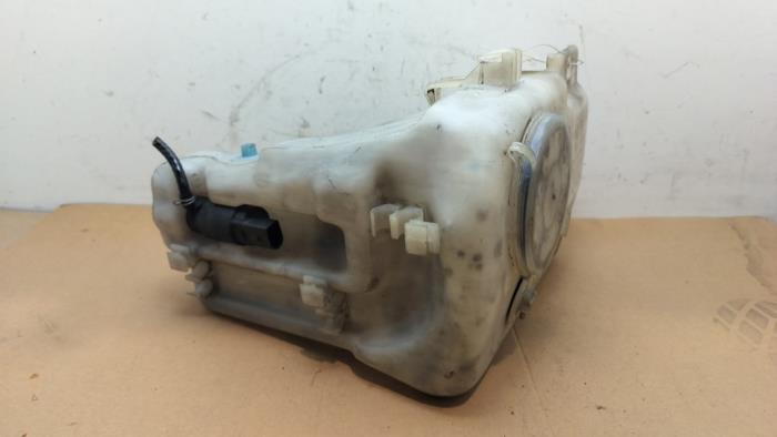 Réservoir lave-glace avant Mercedes CLK