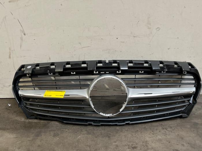 Grille Mercedes CLA
