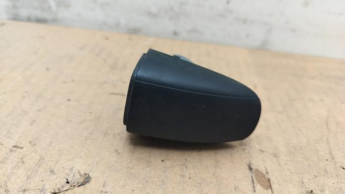 Mechanizm blokady drzwi prawych przednich wersja 4-drzwiowa Mercedes Vito