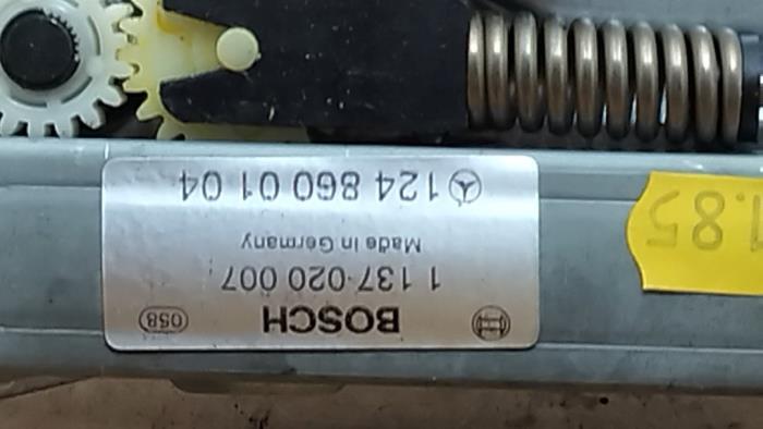 Wiper motor + mechanism Mercedes E-Klasse