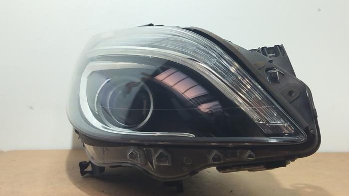 Scheinwerfer rechts Mercedes B-Klasse
