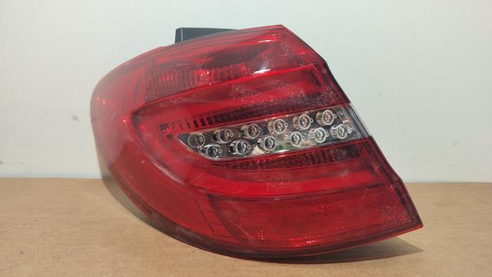 Feu arrière gauche Mercedes B-Klasse