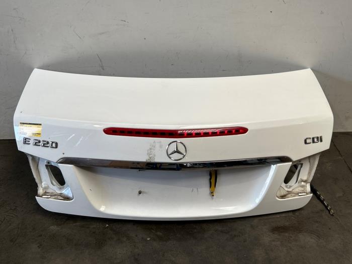 Portón trasero Mercedes E-Klasse