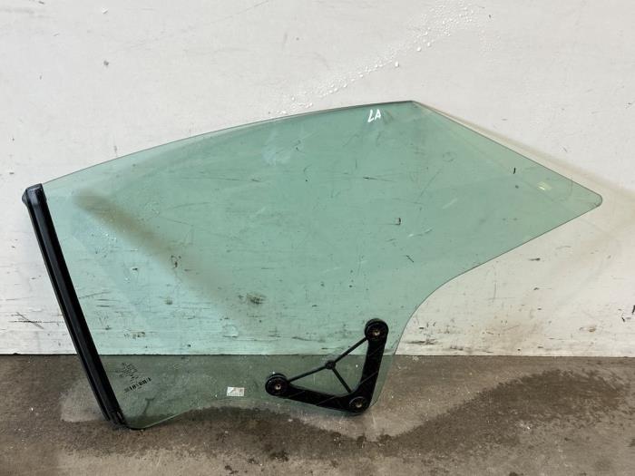 Szyba lewa tylna wersja 2-drzwiowa Mercedes E-Klasse