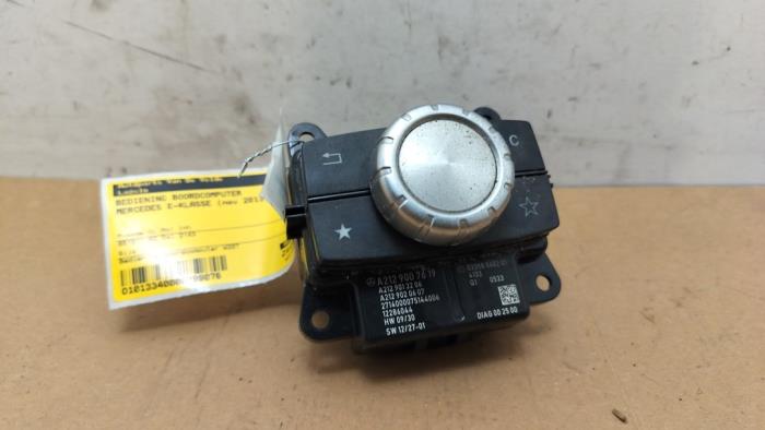 Sterowanie komputera pokladowego Mercedes E-Klasse