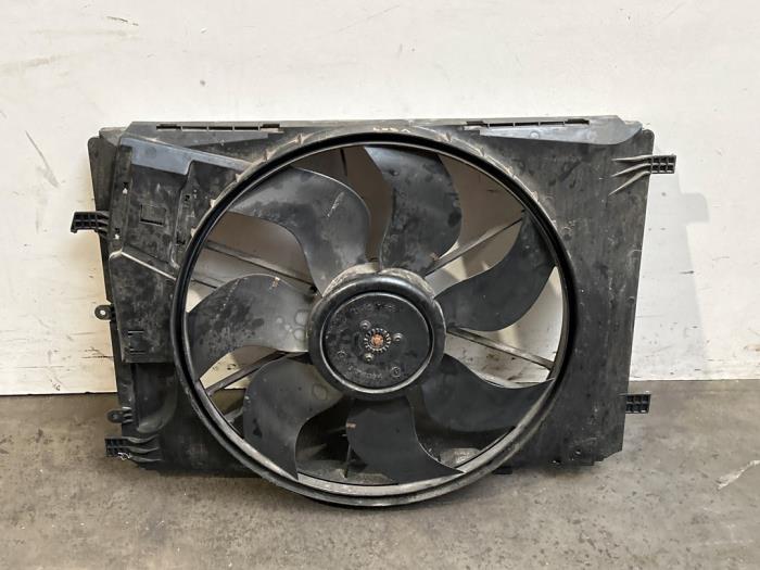 Wentylator chlodzenia silnika Mercedes GLK-Klasse