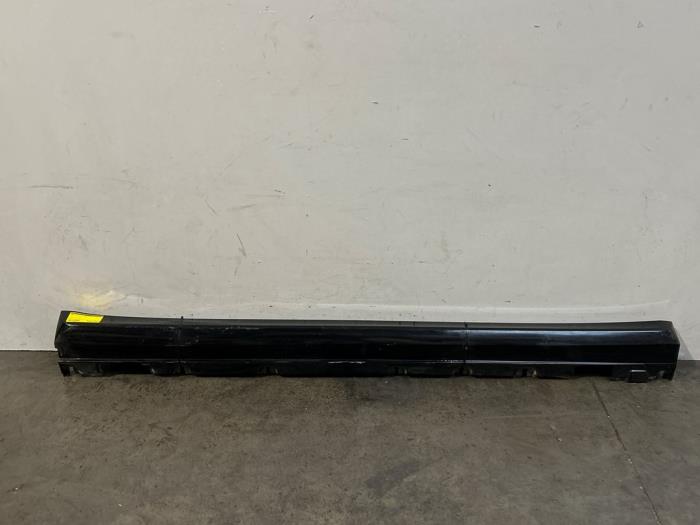 Seuil droit Mercedes GLK-Klasse