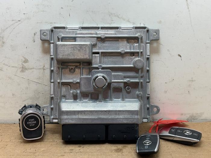 Stacyjka + sterownik Mercedes CLA