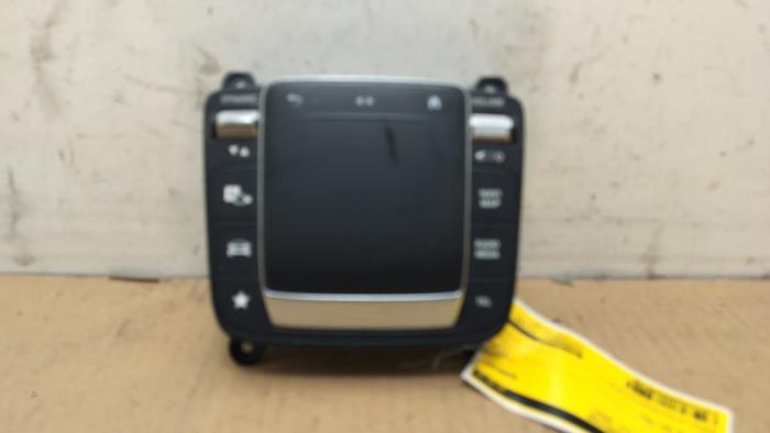 Sterowanie komputera pokladowego Mercedes CLA