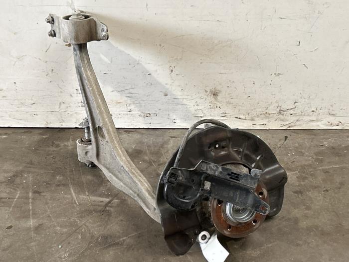 Achsschenkelhalter rechts vorne Mercedes CLA