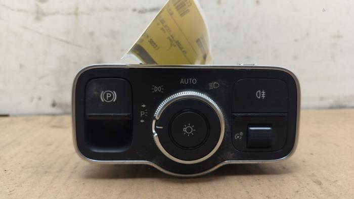 Przelacznik swiatel Mercedes CLA