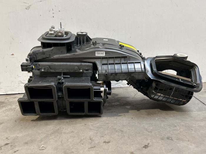 Boîtier chauffage Mercedes CLA