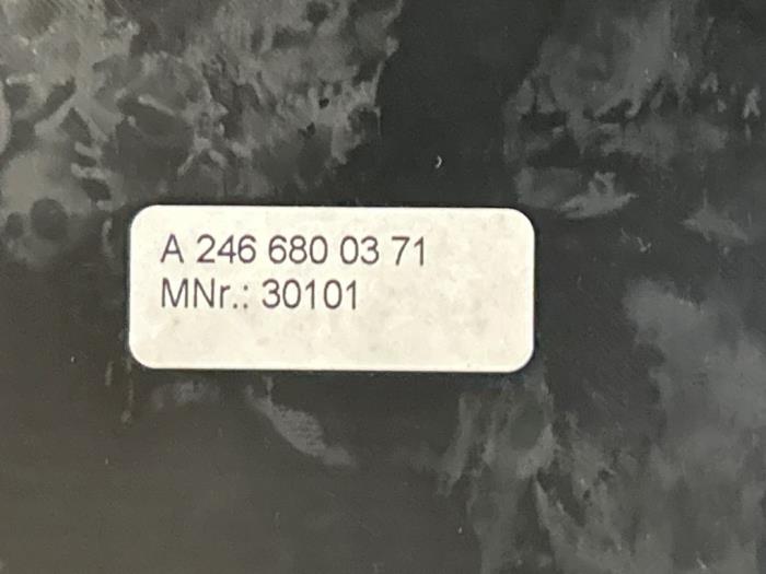 Listwa ozdobna deski rozdzielczej Mercedes B-Klasse