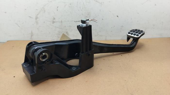 Brake pedal Mercedes B-Klasse