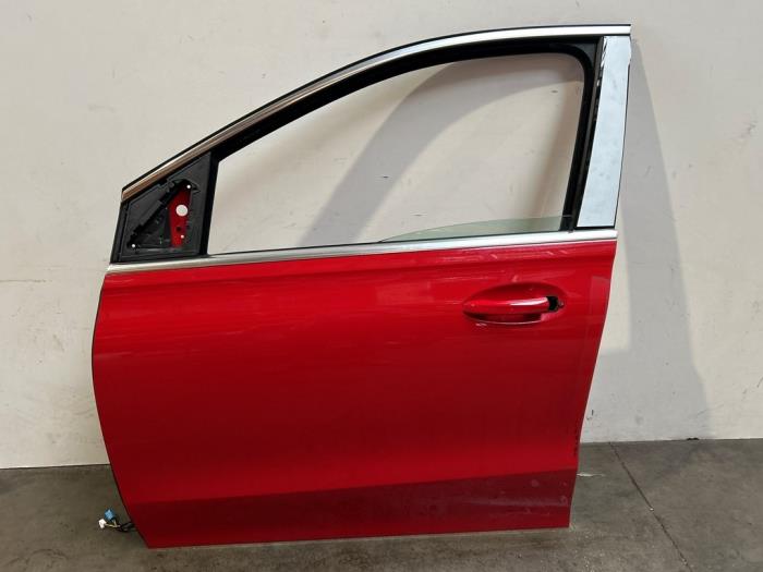 Tür 4-türig links vorne Mercedes B-Klasse