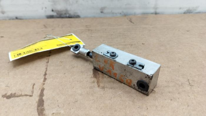 Silownik dachu cabrio Mercedes SLK