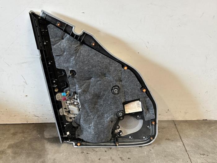Rear door trim 4-door, left Mercedes E-Klasse