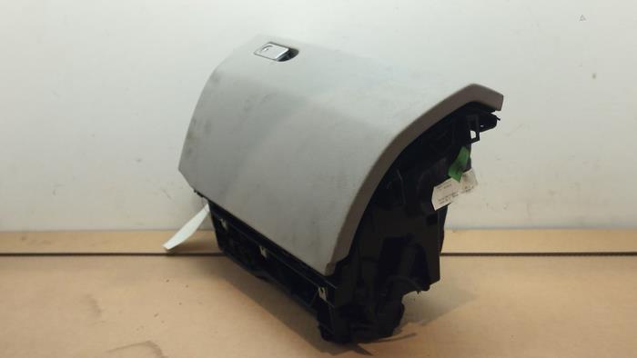 Guantera Mercedes E-Klasse