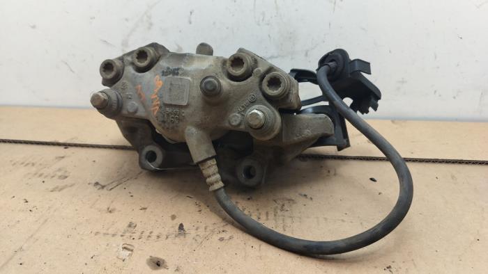 Bremszange links vorne Mercedes E-Klasse