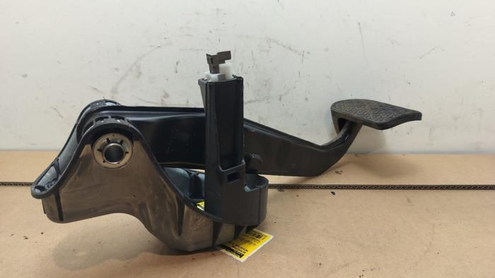 Pedal hamulca Mercedes E-Klasse