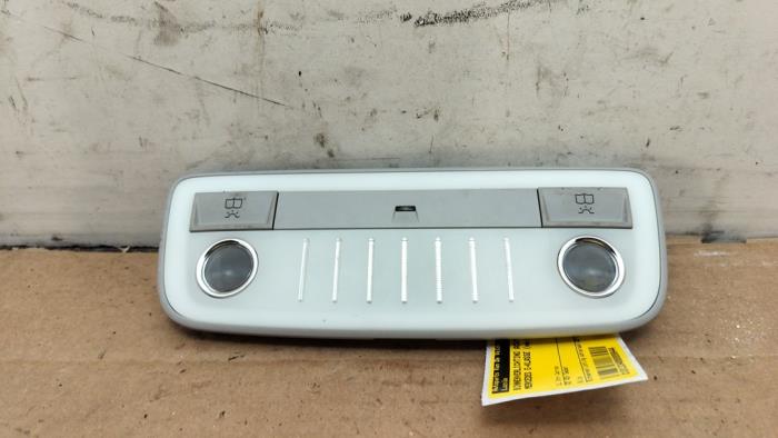 Iluminación interior detrás Mercedes E-Klasse