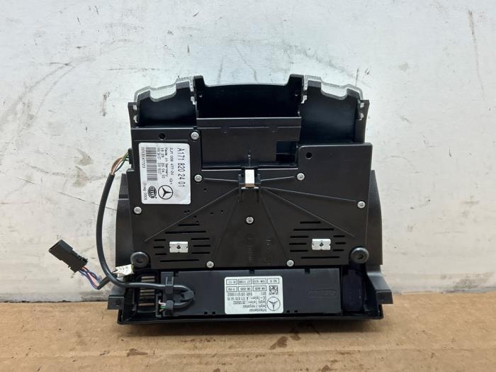 Oswietlenie wewnetrzne przód Mercedes SLK