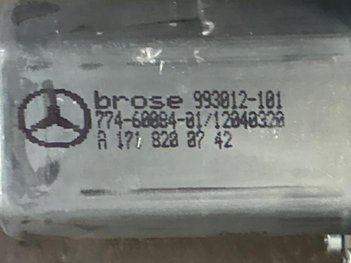 Ventanilla adicional de 2 puertas izquierda detrás Mercedes SLK