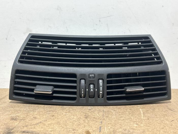 Dashboard vent Mercedes S-Klasse