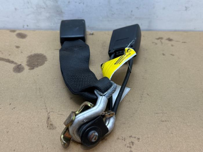 Insertion ceinture de sécurité arrière centre Mercedes S-Klasse