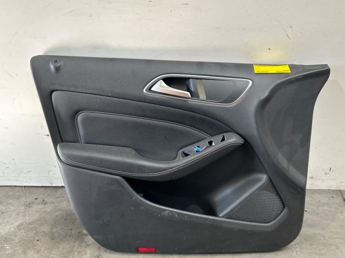 Türverkleidung 4-türig links vorne Mercedes B-Klasse