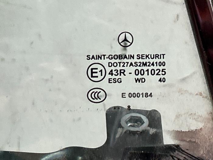 Ventanilla adicional de 2 puertas derecha detrás Mercedes SL