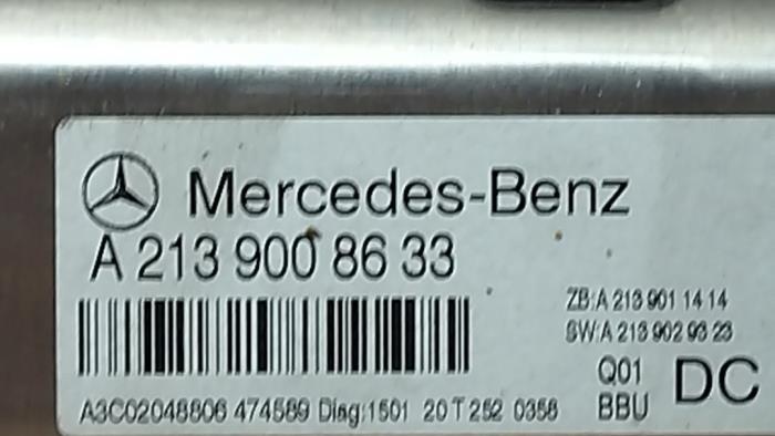Wyswietlacz nawigacji Mercedes E-Klasse
