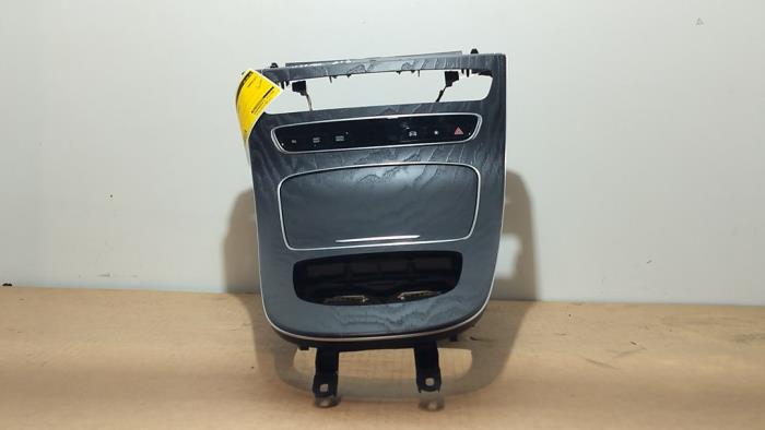 Konsole srodkowe Mercedes E-Klasse