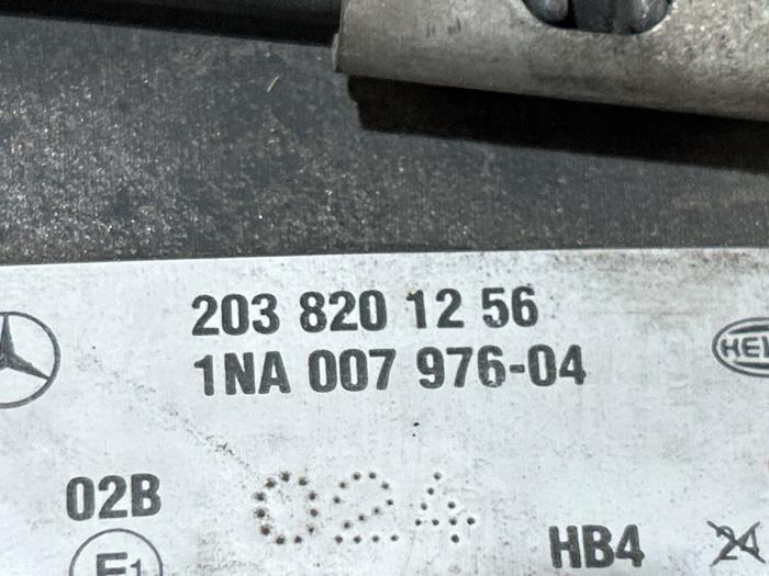 Luz antiniebla derecha delante Mercedes SLK