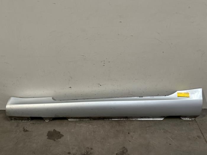 Umbral izquierda Mercedes SLK