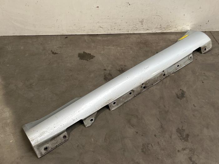 Umbral izquierda Mercedes SLK