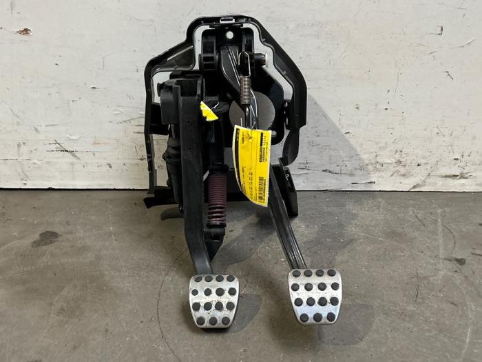 Brake pedal Mercedes SLK